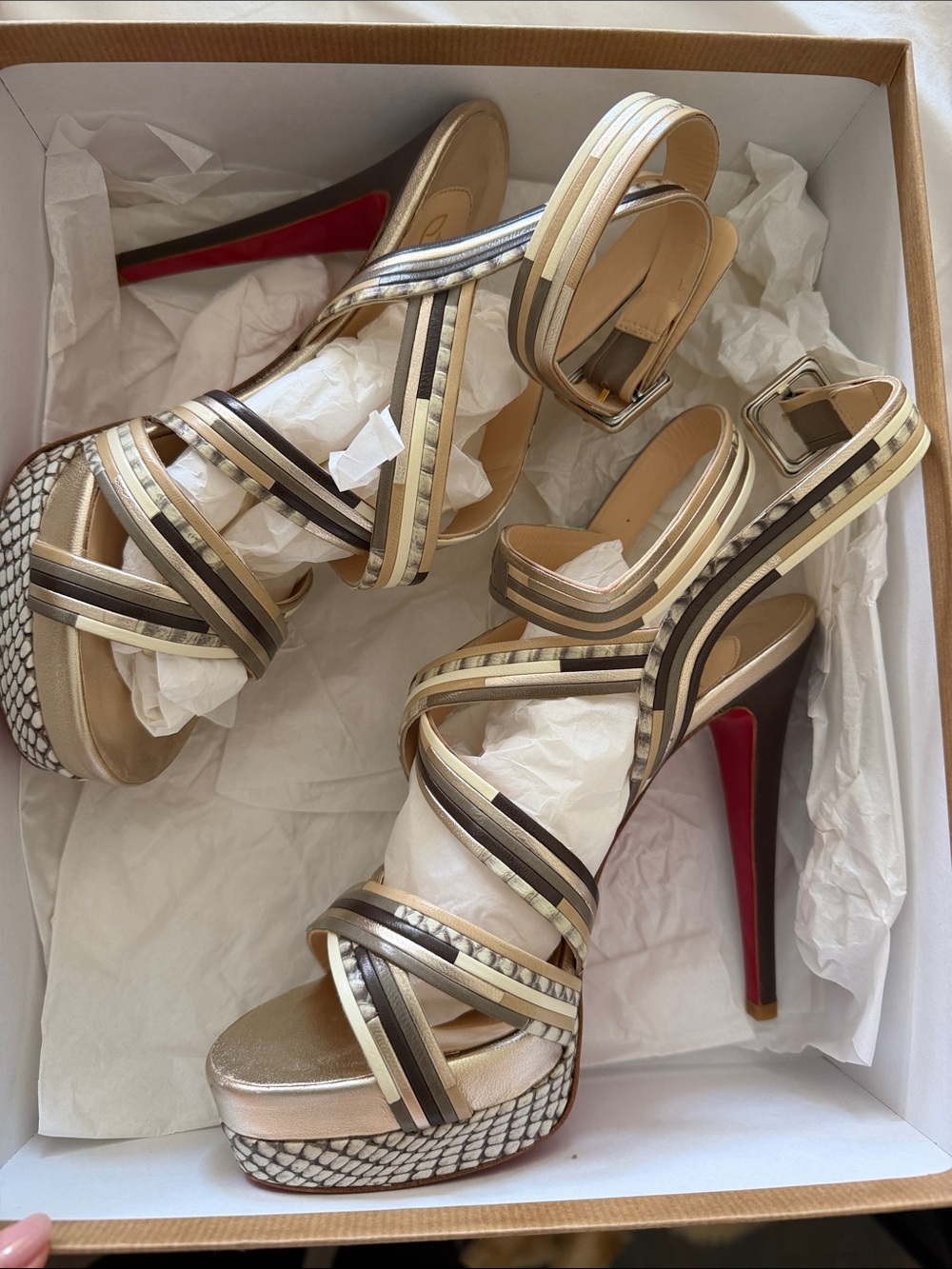 Christian Loubs - NEVER WORN. Elegant Beige and Gold Strappy Platform Heels